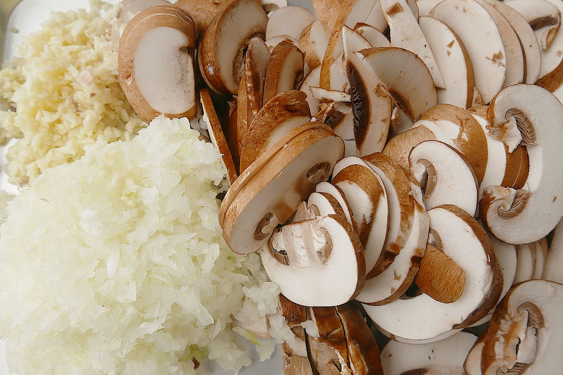 Brown button mushroom paste