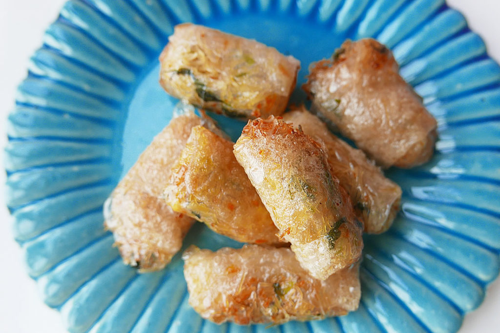 Rice noodle spring rolls