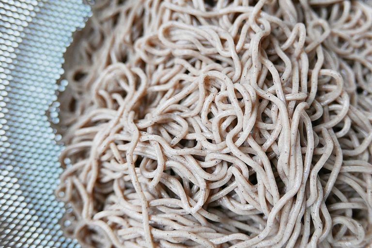 Homemade soba noodles with Philips pasta maker