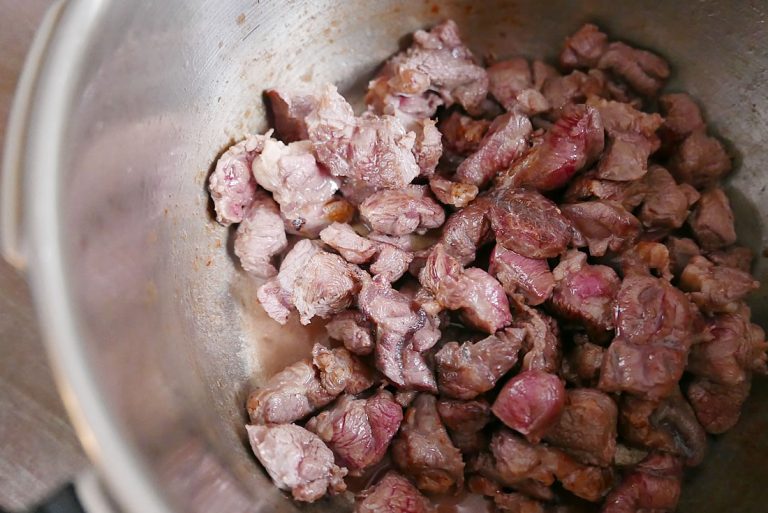 Pressure cooked Shank Beef (or just beef meat) Japanese Curry