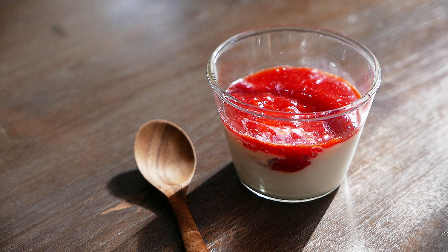 Vanilla panna cotta